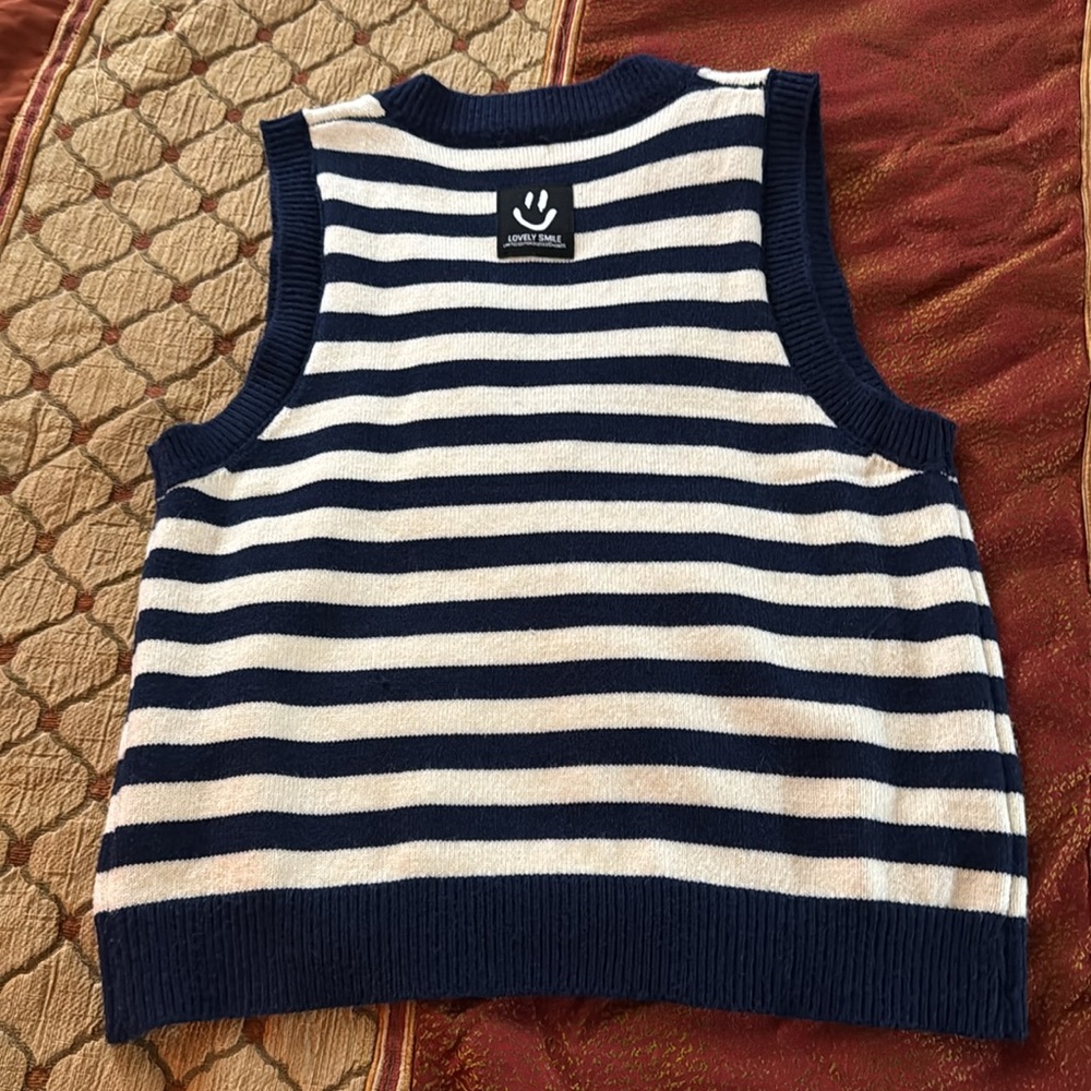 Wool Vest - image 3